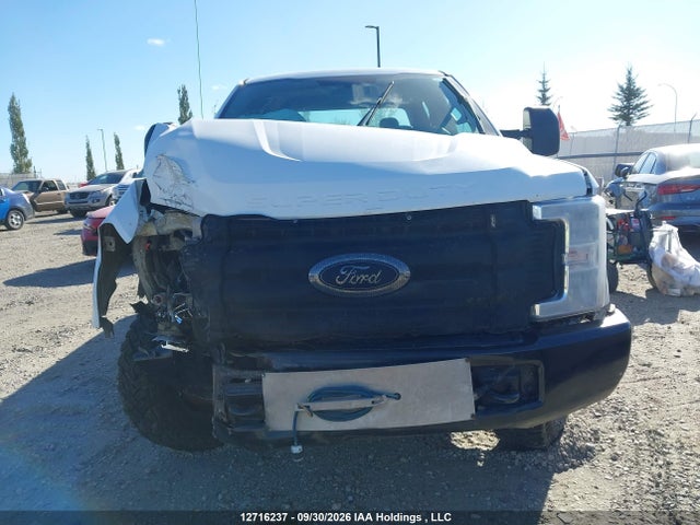 Ford F350 Super Duty 2017 1FT8W3B64HED95982 Image 12