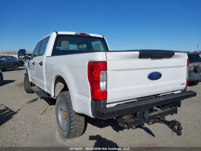 Ford F350 Super Duty 2017 1FT8W3B64HED95982 Image 3