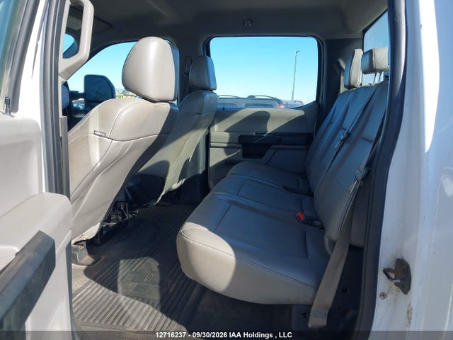 Ford F350 Super Duty 2017 1FT8W3B64HED95982 Image 8