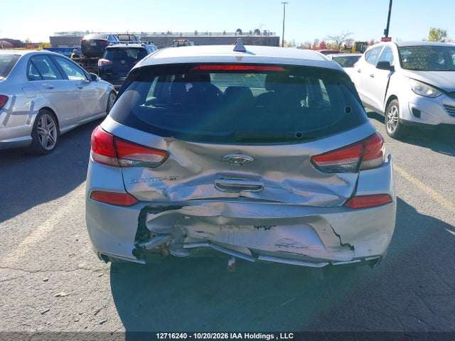 Hyundai ELANTRA GT 2018 KMHH35LE2JU007858 Image 17