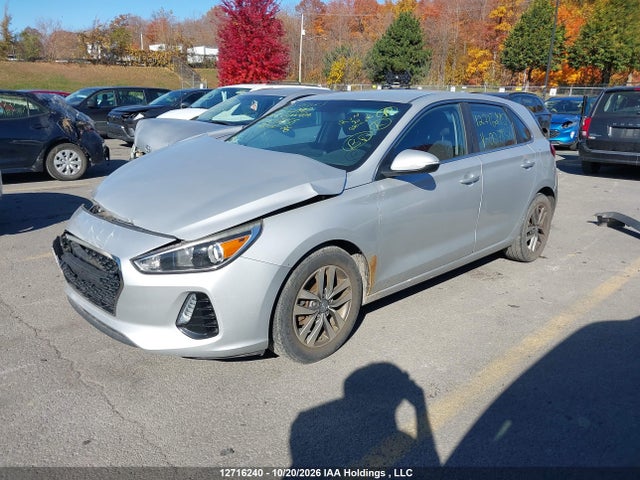 Hyundai ELANTRA GT 2018 KMHH35LE2JU007858 Image 2