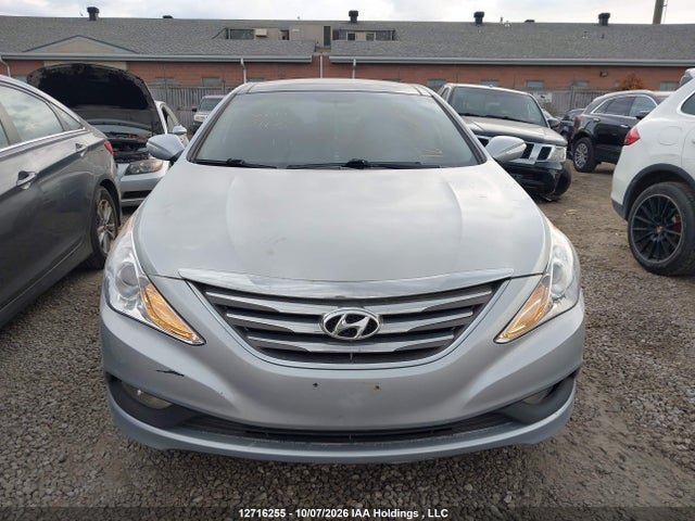 2014 Hyundai Sonata მანქანა იყიდება აუქციონზე, vin: 5NPEC4AC1EH869973, აუქციონის ნომერი: 12716255