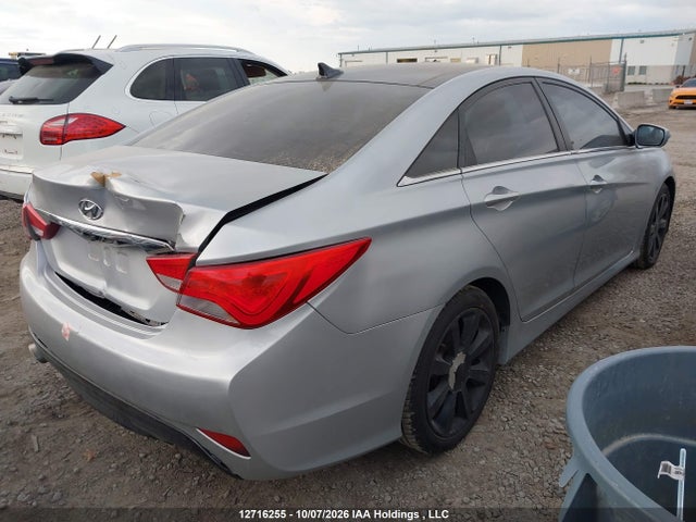 2014 Hyundai Sonata მანქანა იყიდება აუქციონზე, vin: 5NPEC4AC1EH869973, აუქციონის ნომერი: 12716255