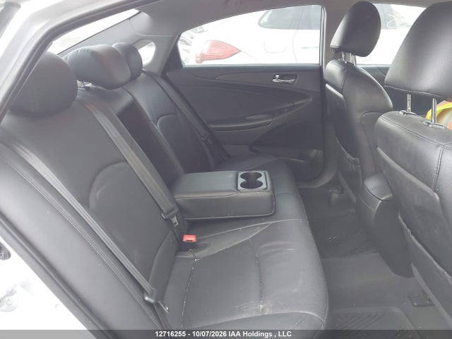 2014 Hyundai Sonata მანქანა იყიდება აუქციონზე, vin: 5NPEC4AC1EH869973, აუქციონის ნომერი: 12716255