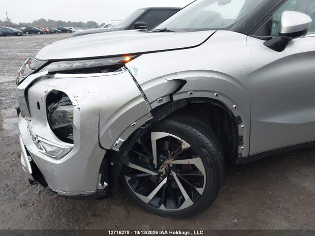 JA4J4UA86PZ618668 Mitsubishi Outlander Le/le Premium/noir/se/sel