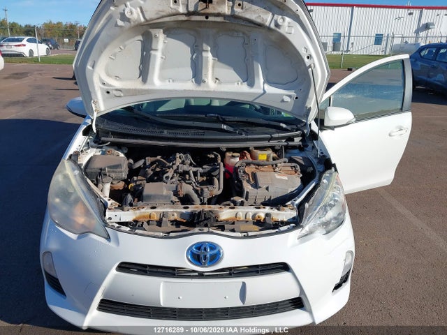 Продаж на аукціоні авто 2013 Toyota Prius C Technology, vin: JTDKDTB36D1528261, номер лоту: 12716289