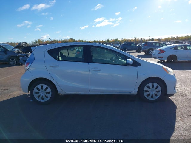 Продаж на аукціоні авто 2013 Toyota Prius C Technology, vin: JTDKDTB36D1528261, номер лоту: 12716289
