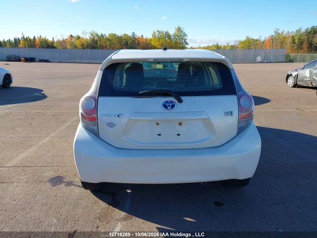 Продаж на аукціоні авто 2013 Toyota Prius C Technology, vin: JTDKDTB36D1528261, номер лоту: 12716289