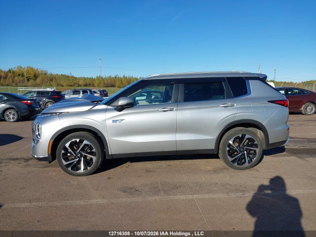 Продаж на аукціоні авто 2023 Mitsubishi Outlander Phev Le/sel, vin: JA4T5UA9XPZ608191, номер лоту: 12716308