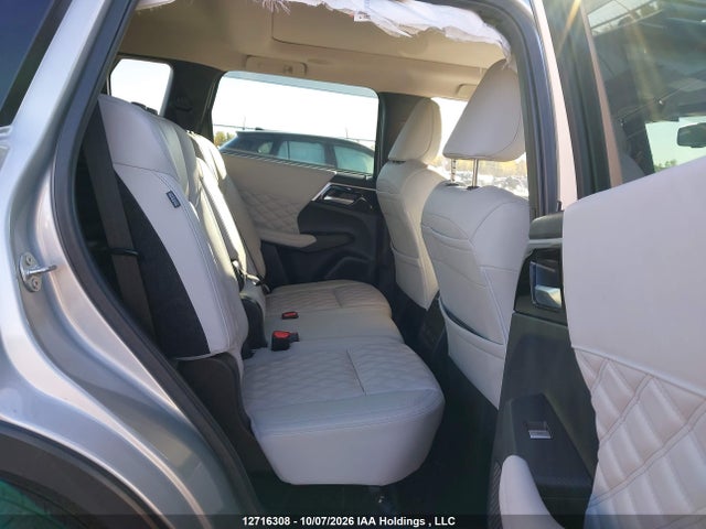 Продаж на аукціоні авто 2023 Mitsubishi Outlander Phev Le/sel, vin: JA4T5UA9XPZ608191, номер лоту: 12716308