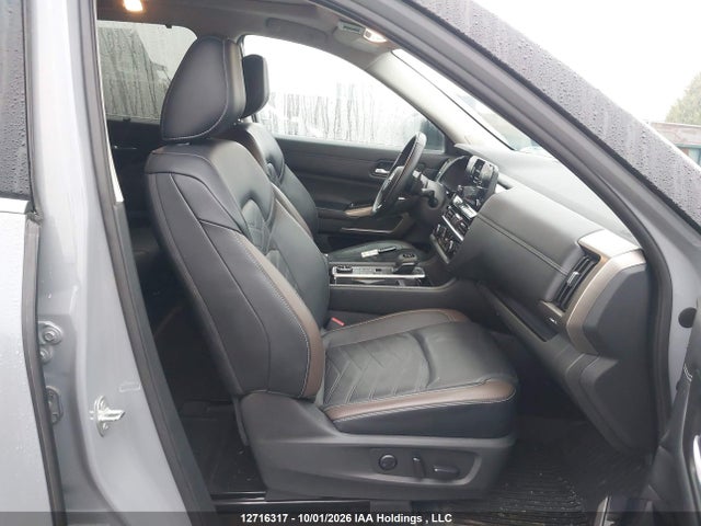 5N1DR3DF1PC274609 Nissan Pathfinder Platinum