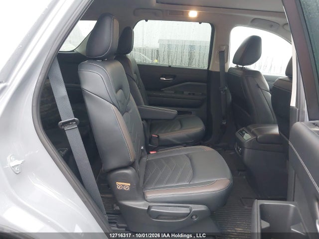 5N1DR3DF1PC274609 Nissan Pathfinder Platinum