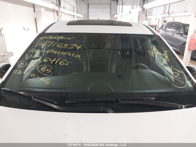 Продаж на аукціоні авто 2026 Chrysler Pacifica Limited, vin: 2C4RC1GGXTR264165, номер лоту: 12716374
