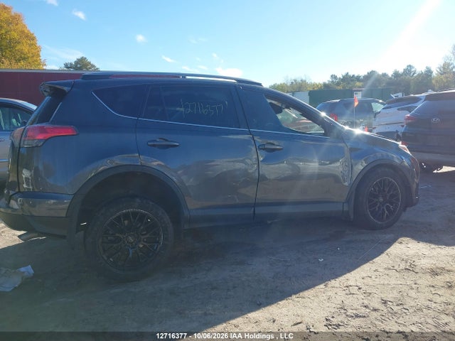 Toyota RAV4 SE 2018 2T3JFREV8JW781634 Image 13
