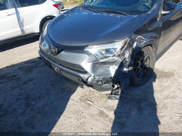 Toyota RAV4 SE 2018 2T3JFREV8JW781634 Image 6