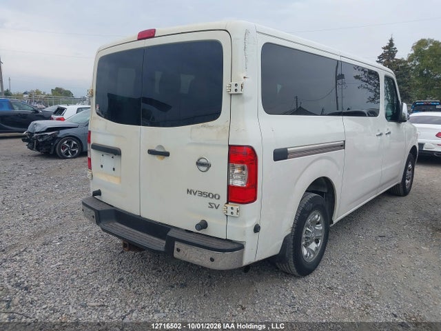 12716502 :رقم المزاد ، 5BZBF0AA4HN853417 vin ، 2017 Nissan Nv Passenger Nv3500 Hd Sv V6 مزاد بيع