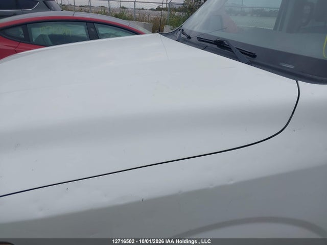 12716502 :رقم المزاد ، 5BZBF0AA4HN853417 vin ، 2017 Nissan Nv Passenger Nv3500 Hd Sv V6 مزاد بيع