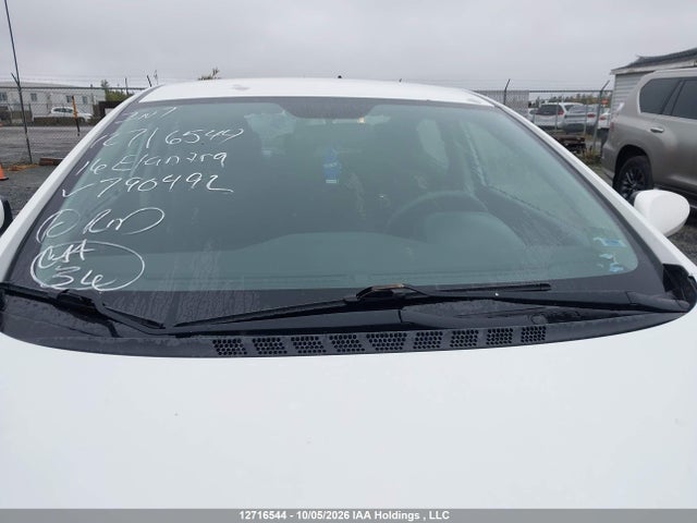 Auction sale of the 2016 Hyundai Elantra Se/sport/limited, vin: 5NPDH4AE4GH790492, lot number: 12716544