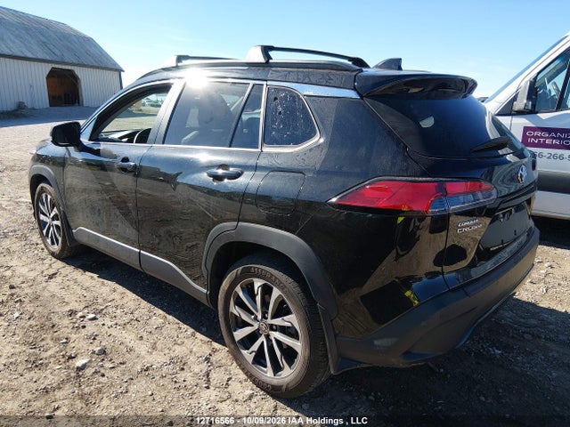 12716566 :رقم المزاد ، 7MUDAABGXPV057530 vin ، 2023 Toyota Corolla Cross Xle مزاد بيع