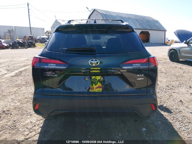 12716566 :رقم المزاد ، 7MUDAABGXPV057530 vin ، 2023 Toyota Corolla Cross Xle مزاد بيع