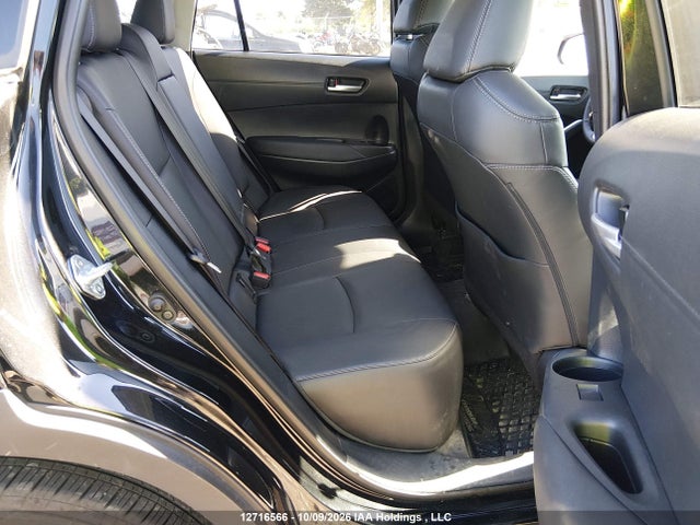 12716566 :رقم المزاد ، 7MUDAABGXPV057530 vin ، 2023 Toyota Corolla Cross Xle مزاد بيع