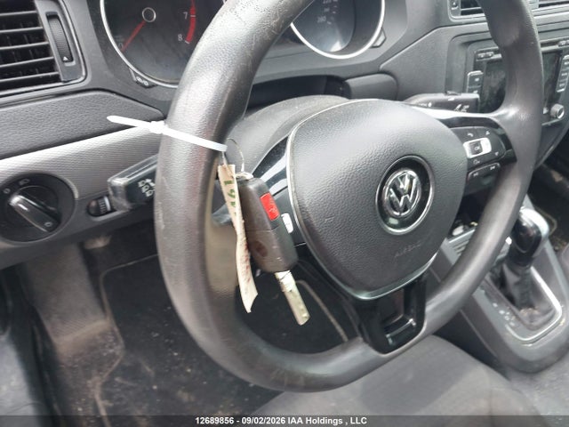 3VW2K7AJ9FM338745 Volkswagen Jetta 2.0l Trendline/2.0l Trendline+