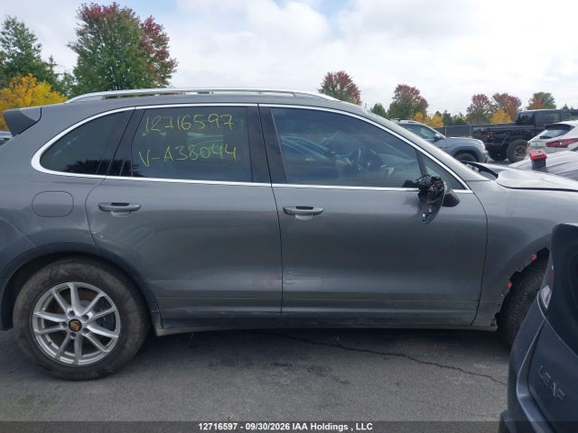 Porsche Cayenne 2016 WP1AA2A27GKA38044 Image 14