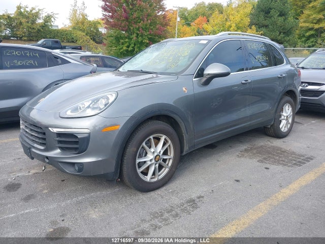 Porsche Cayenne 2016 WP1AA2A27GKA38044 Image 2