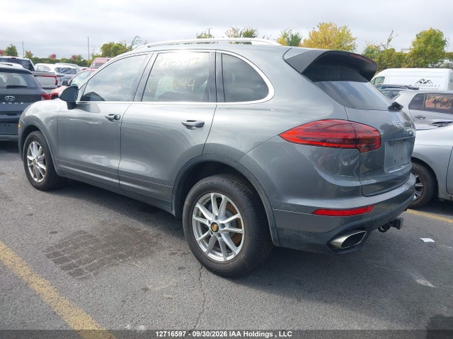 Porsche Cayenne 2016 WP1AA2A27GKA38044 Image 3