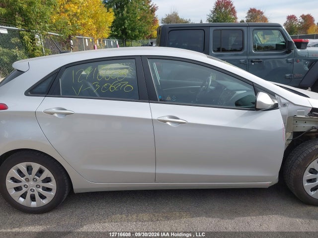 2016 Hyundai Elantra Gt მანქანა იყიდება აუქციონზე, vin: KMHD25LH0GU306270, აუქციონის ნომერი: 12716608