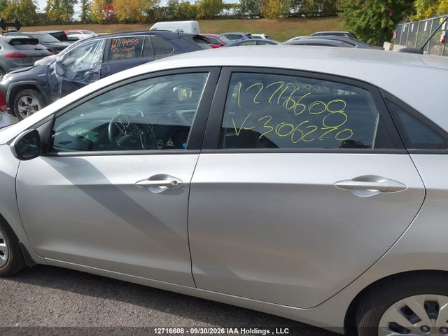 2016 Hyundai Elantra Gt მანქანა იყიდება აუქციონზე, vin: KMHD25LH0GU306270, აუქციონის ნომერი: 12716608