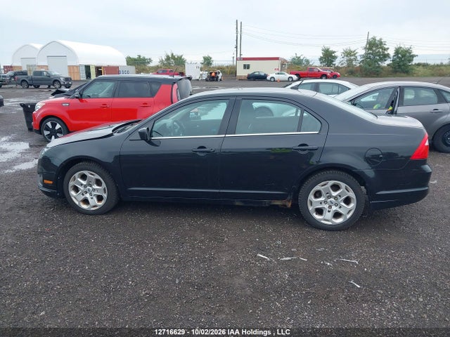 12716629 :رقم المزاد ، 3FAHP0HA7BR247021 vin ، 2011 Ford Fusion Se مزاد بيع