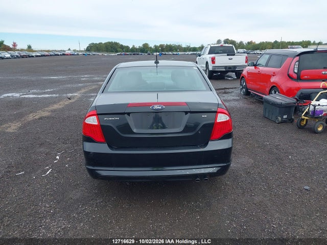 12716629 :رقم المزاد ، 3FAHP0HA7BR247021 vin ، 2011 Ford Fusion Se مزاد بيع
