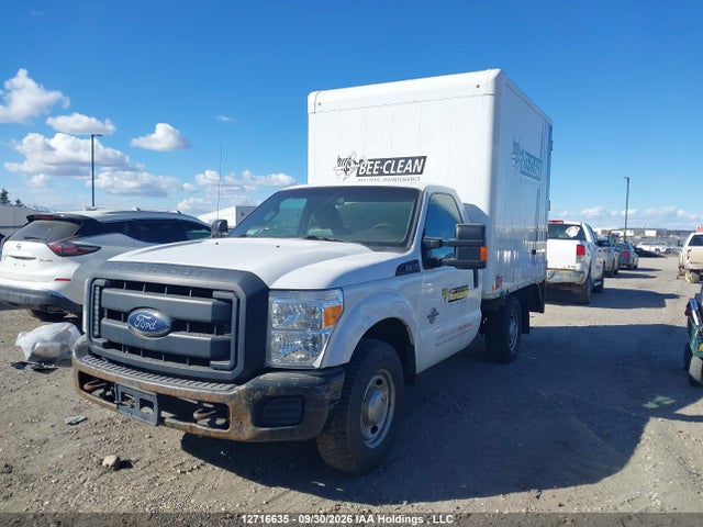 Ford F-350 Xl 2014 1FDRF3AT7EEA99552 Image 2