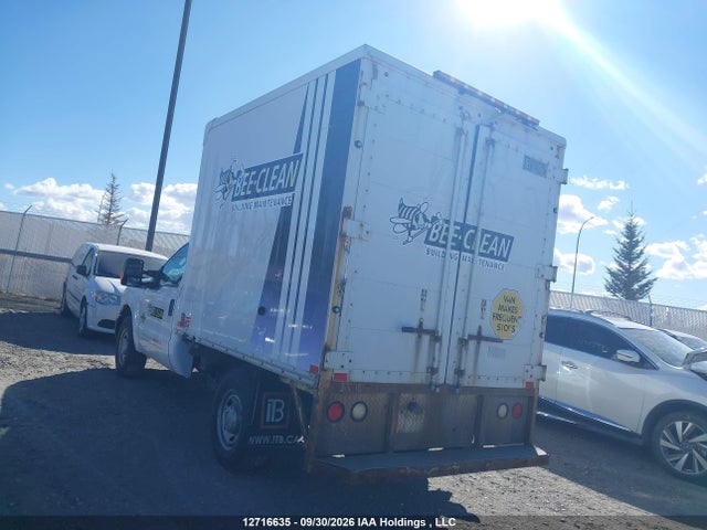Ford F-350 Xl 2014 1FDRF3AT7EEA99552 Image 3