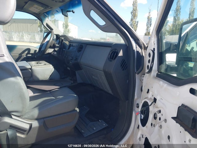 Ford F-350 Xl 2014 1FDRF3AT7EEA99552 Image 5