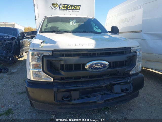 12716636 :رقم المزاد ، 1FDRF3E62LED25224 vin ، 2020 Ford F-350 Chassis Xl مزاد بيع