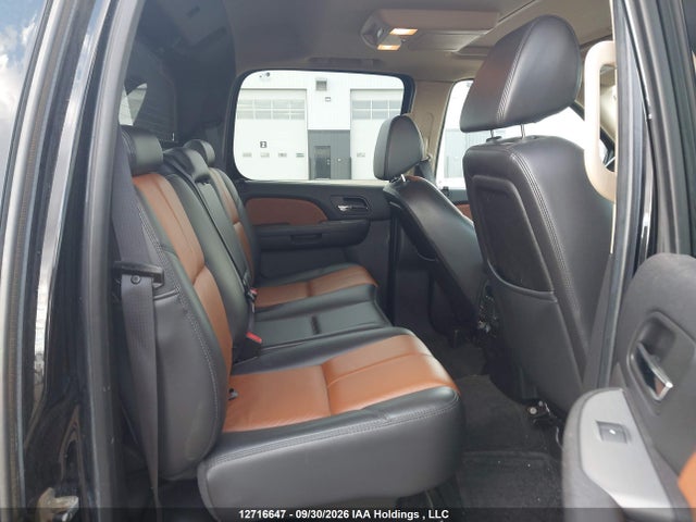 12716647 :رقم المزاد ، 3GNFK12388G133864 vin ، 2008 Chevrolet Avalanche 1500 Ls/lt/ltz مزاد بيع