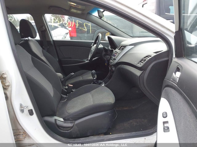 12716649 :رقم المزاد ، KMHCT5AE0DU110469 vin ، 2013 Hyundai Accent Gls/gs مزاد بيع