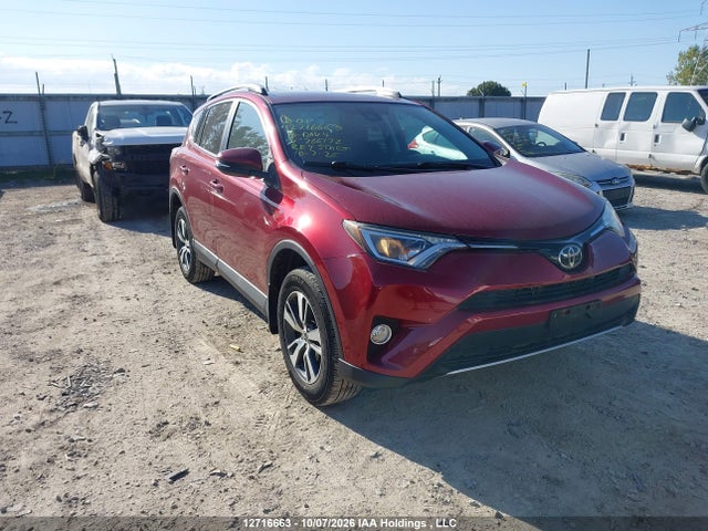 Продажа на аукционе авто 2018 Toyota Rav4 Xle, vin: 2T3RFREV1JW796172, номер лота: 12716663