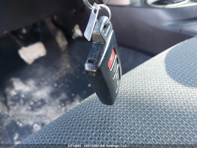 Продажа на аукционе авто 2018 Toyota Rav4 Xle, vin: 2T3RFREV1JW796172, номер лота: 12716663