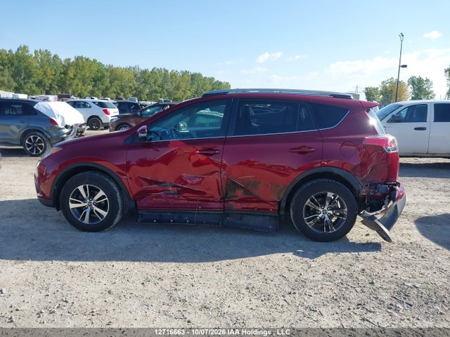 Продажа на аукционе авто 2018 Toyota Rav4 Xle, vin: 2T3RFREV1JW796172, номер лота: 12716663