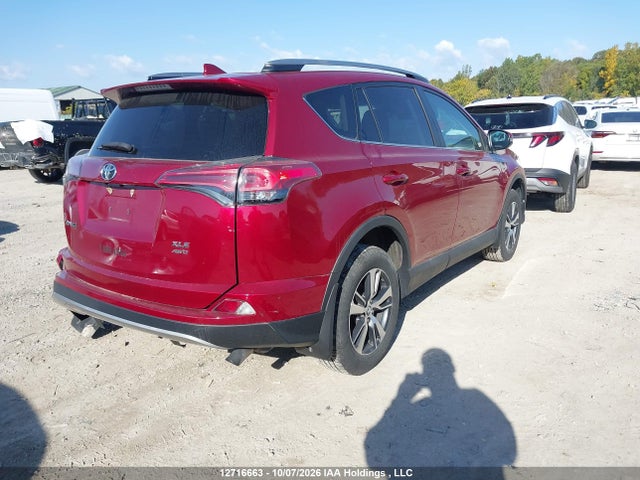 Продажа на аукционе авто 2018 Toyota Rav4 Xle, vin: 2T3RFREV1JW796172, номер лота: 12716663