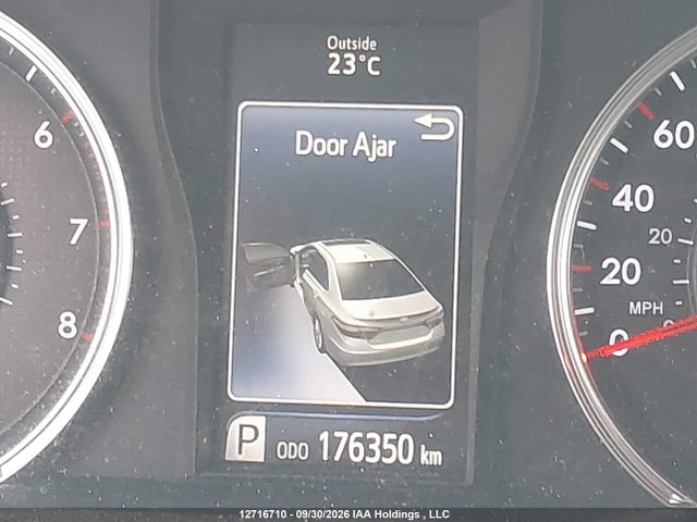 12716710 :رقم المزاد ، 4T1BF1FK0GV567670 vin ، 2016 Toyota Camry Le/xle/se/xse مزاد بيع