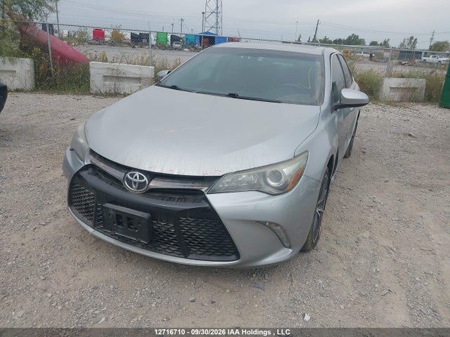 12716710 :رقم المزاد ، 4T1BF1FK0GV567670 vin ، 2016 Toyota Camry Le/xle/se/xse مزاد بيع