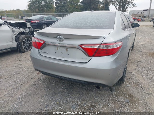 12716710 :رقم المزاد ، 4T1BF1FK0GV567670 vin ، 2016 Toyota Camry Le/xle/se/xse مزاد بيع