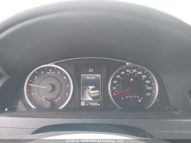 12716710 :رقم المزاد ، 4T1BF1FK0GV567670 vin ، 2016 Toyota Camry Le/xle/se/xse مزاد بيع