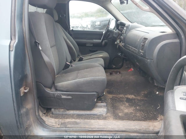 12716753 :رقم المزاد ، 1GTHK24K77E541466 vin ، 2007 Gmc Sierra 2500hd All-new Sle/wt مزاد بيع