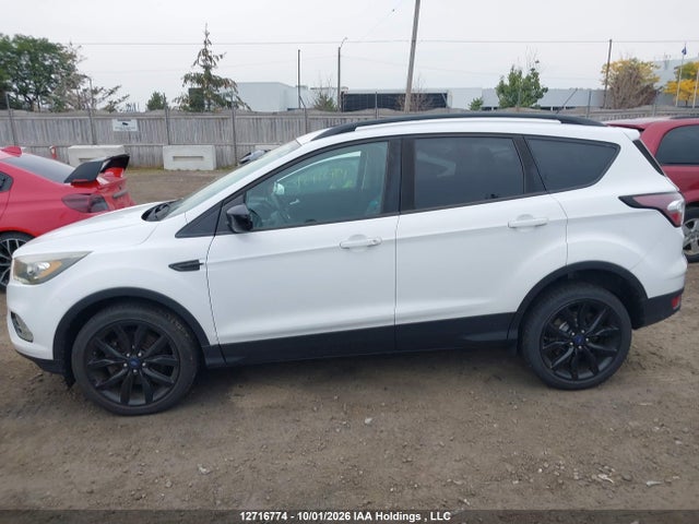 12716774 :رقم المزاد ، 1FMCU9G94HUE78173 vin ، 2017 Ford Escape Se مزاد بيع
