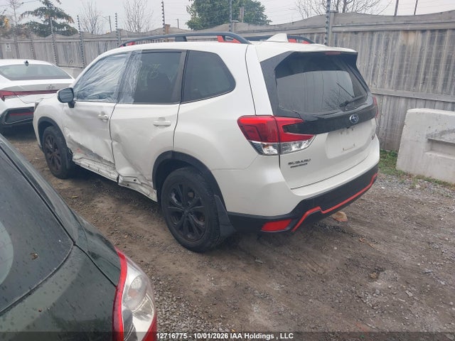 Subaru Forester Sport 2021 JF2SKEMCXMH526293 Image 3